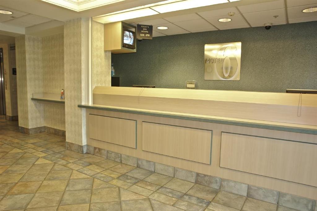 Motel 6-Portland, Or - I-5 Dalaman gambar